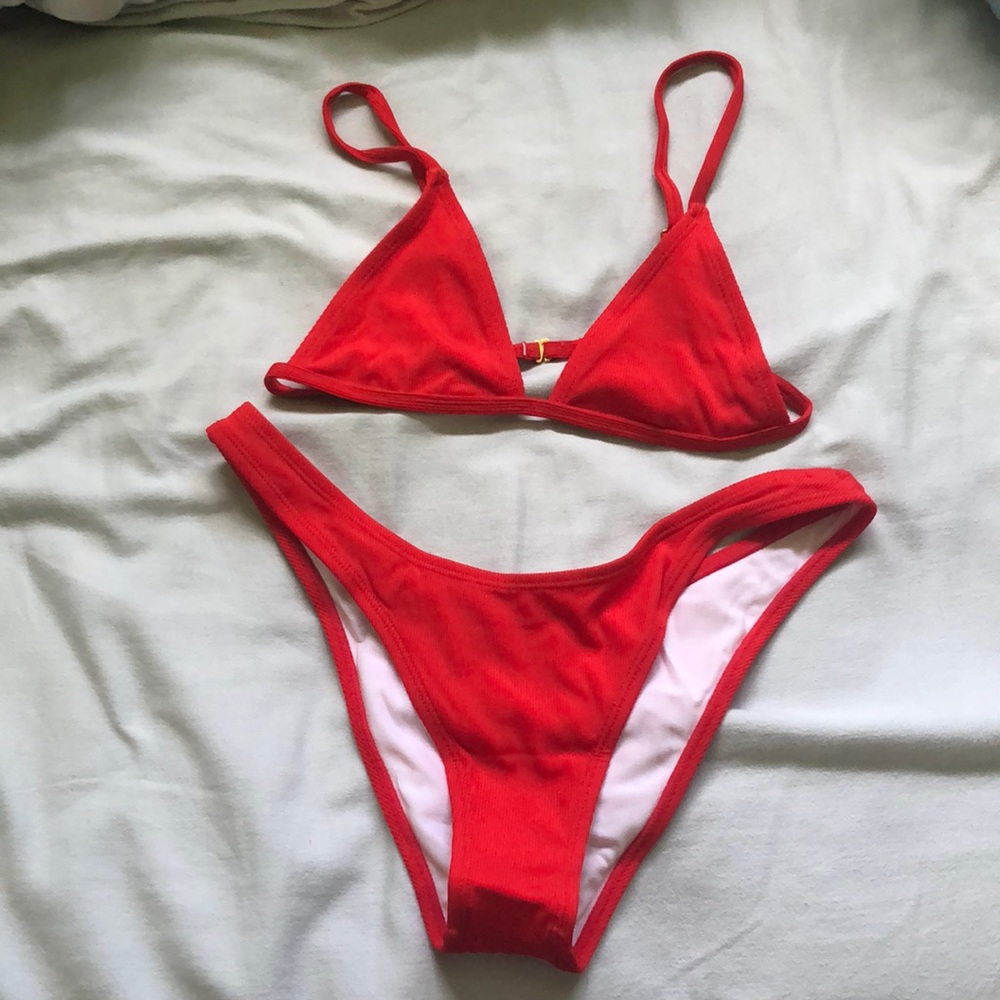 NEW adjustable pacsun swim suit